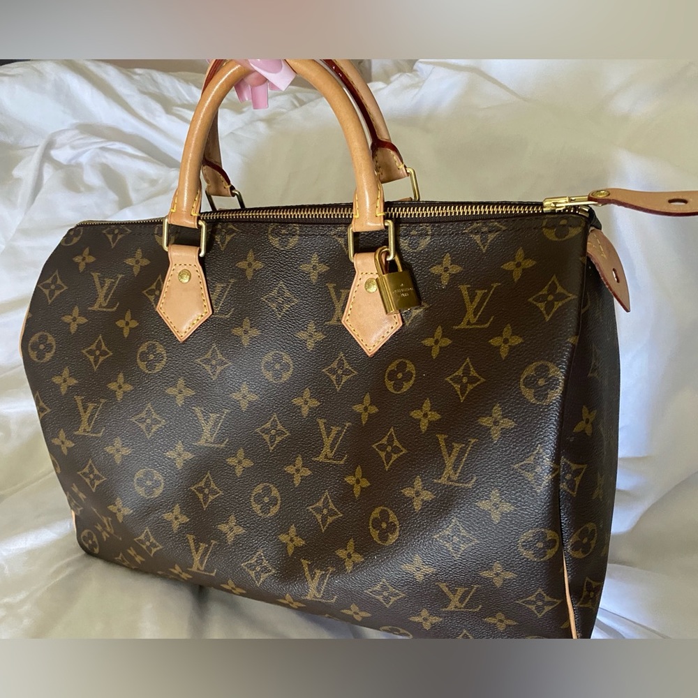 ❣️SOLD❣️LOUIS VUITTON Speedy 35 Monogram